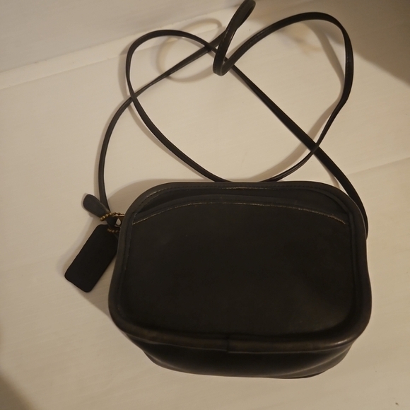 RARE 1990’s COACH HADLEY #9935 Crossbody in Navy - Picture 3 of 12